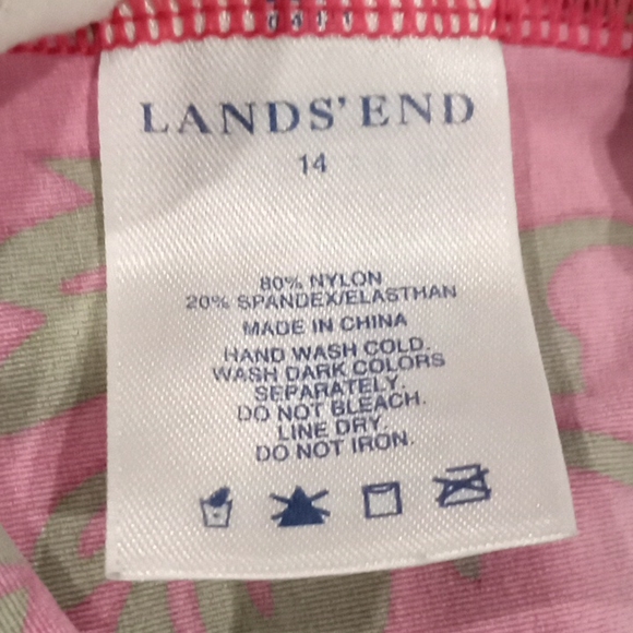 Lands End Swimming Top. 14 - Picture 5 of 6